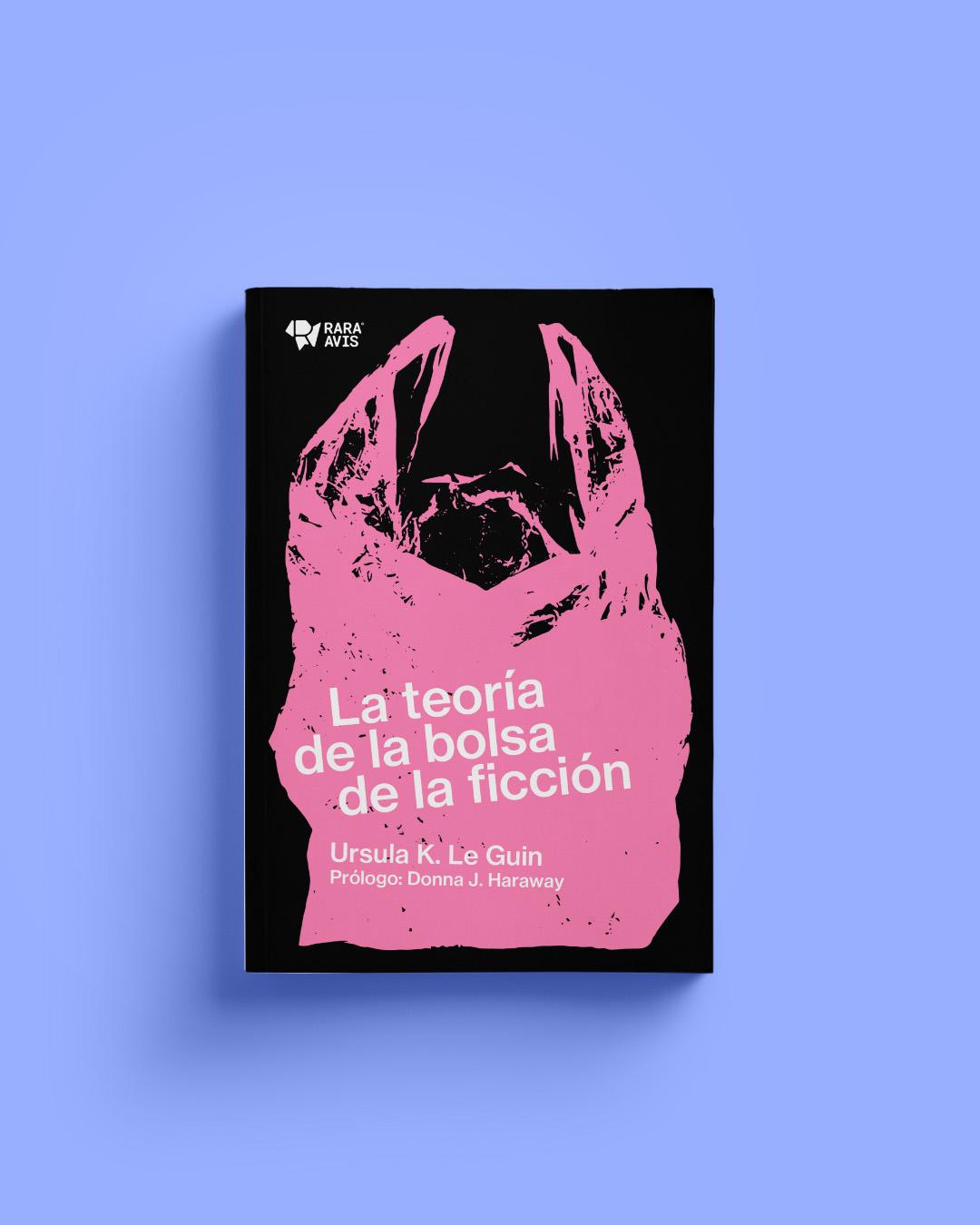 Los 3 libros que la escritora Sabina Urraca va a meter en su maleta de verano